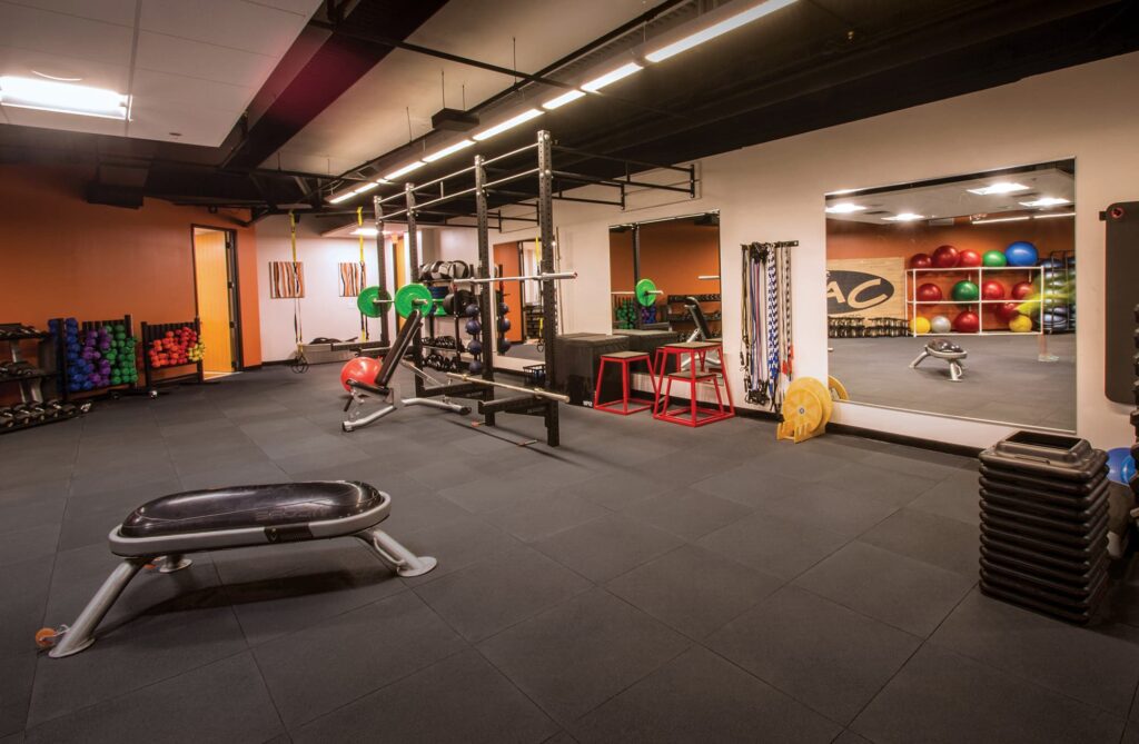 Lower fitness studio