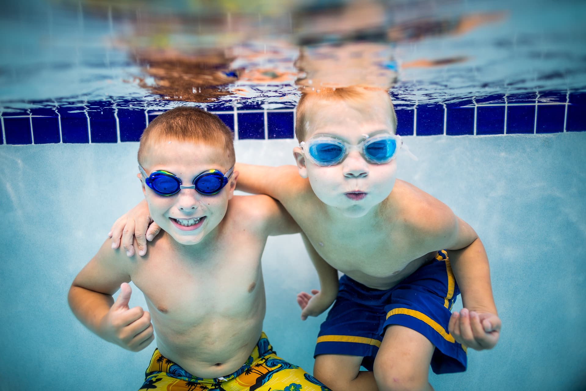 Kids Swim Underwater